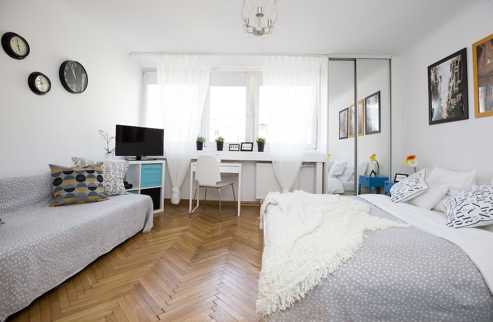 Warsawrent Apartments Centralna 17/38
