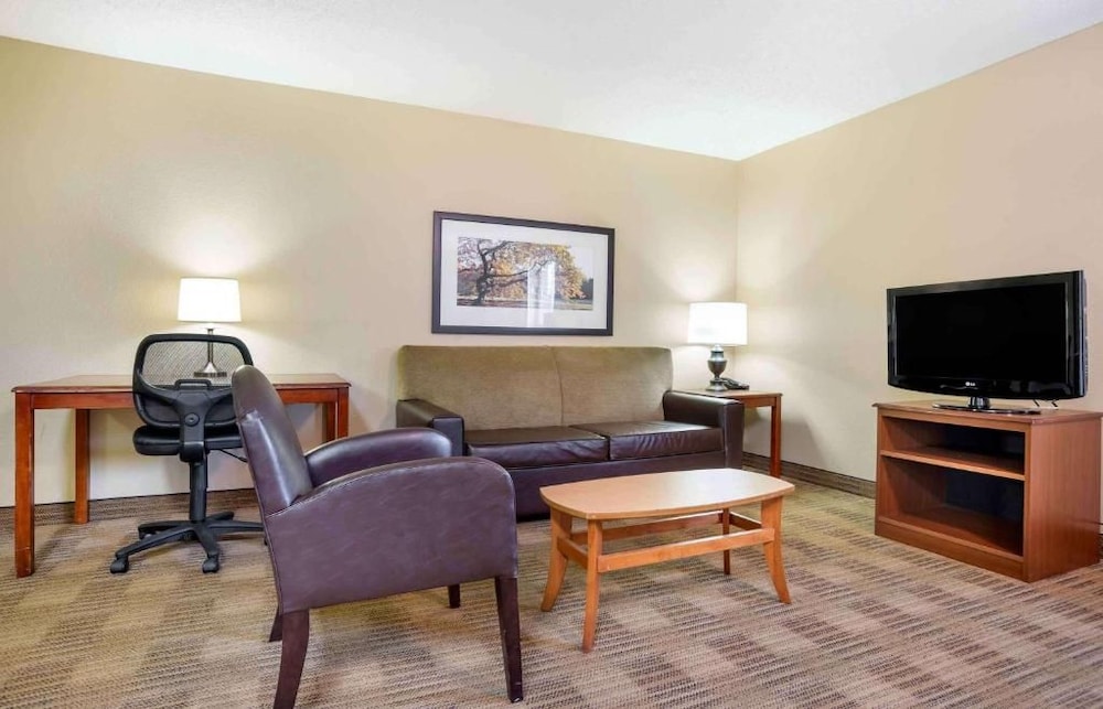 Studio 6 Suites Jackson Ridgeland MS 41/56