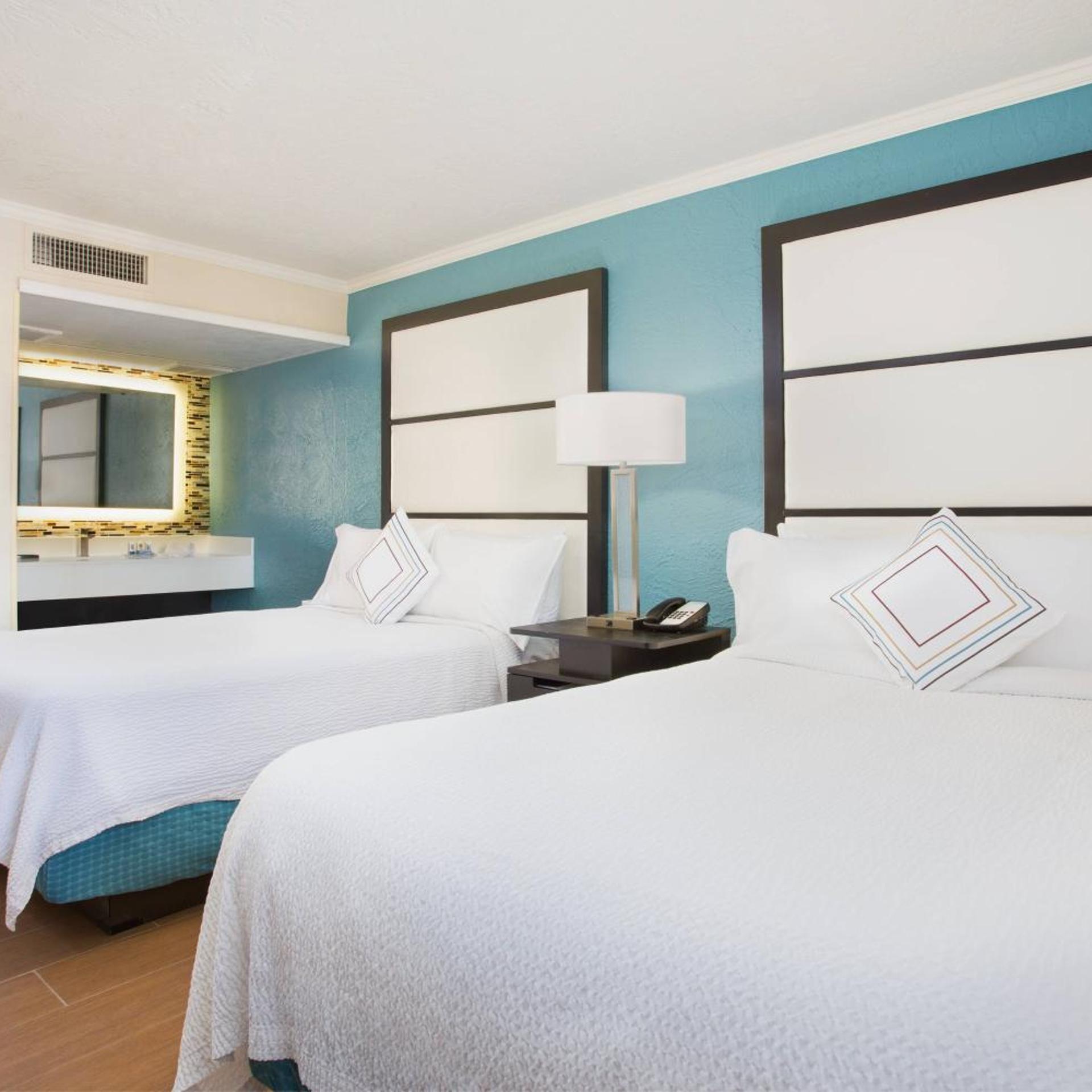 1 Bedroom, Suite, 2 Double Beds, Sofa