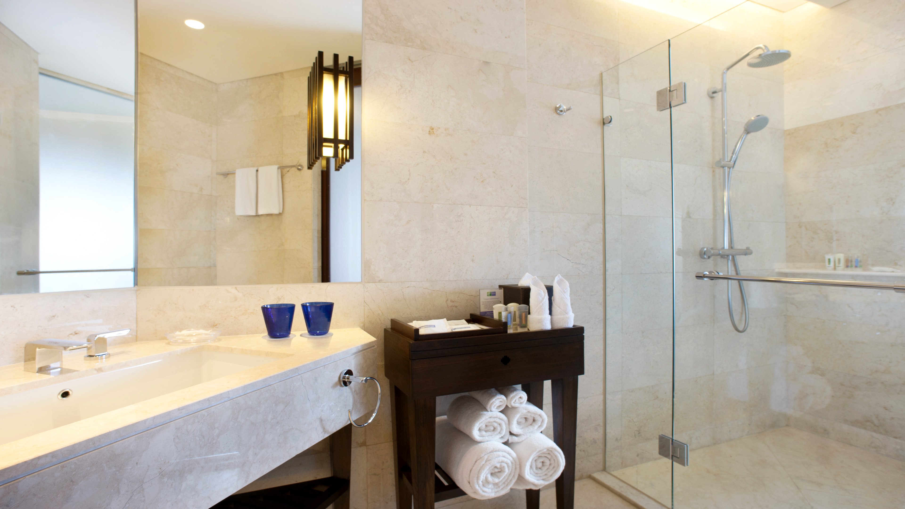 غرفة قياسية بسرير كوين، HOLIDAY INN RESORT BALI BENOA 6/7