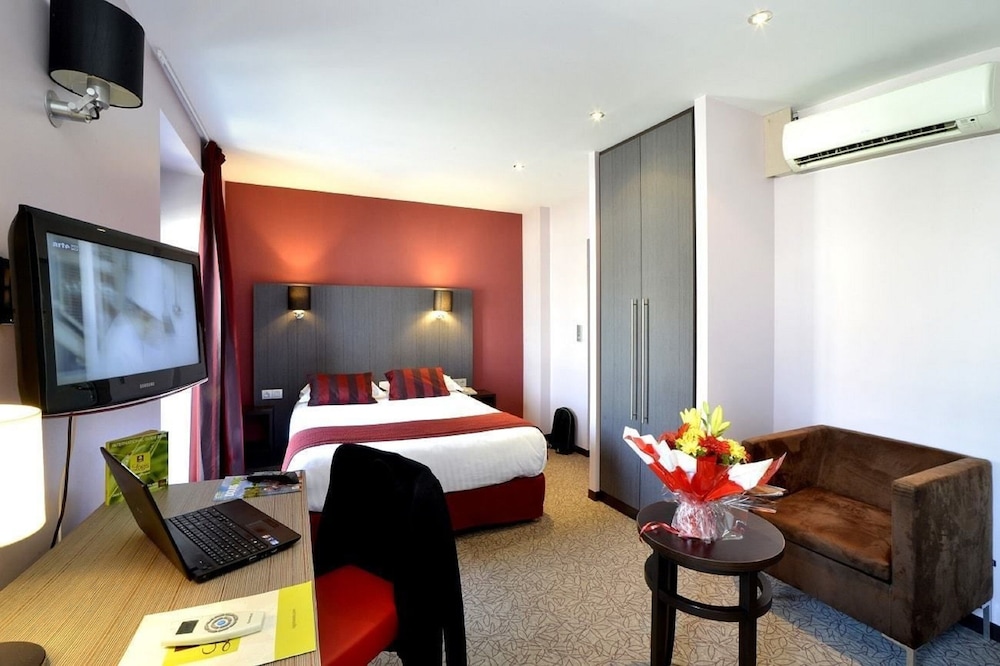 Hotel Victor Hugo Spa 40/76