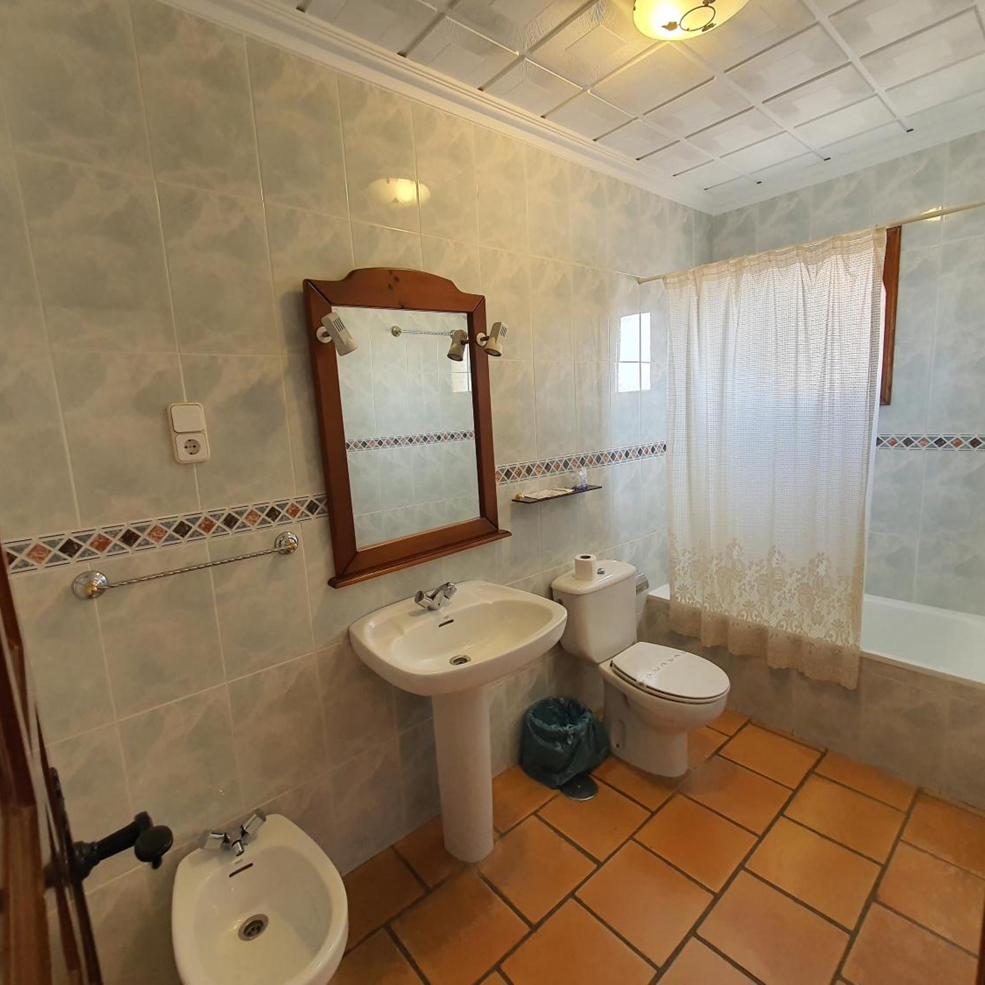 Hostal Venta Tomas 28/28