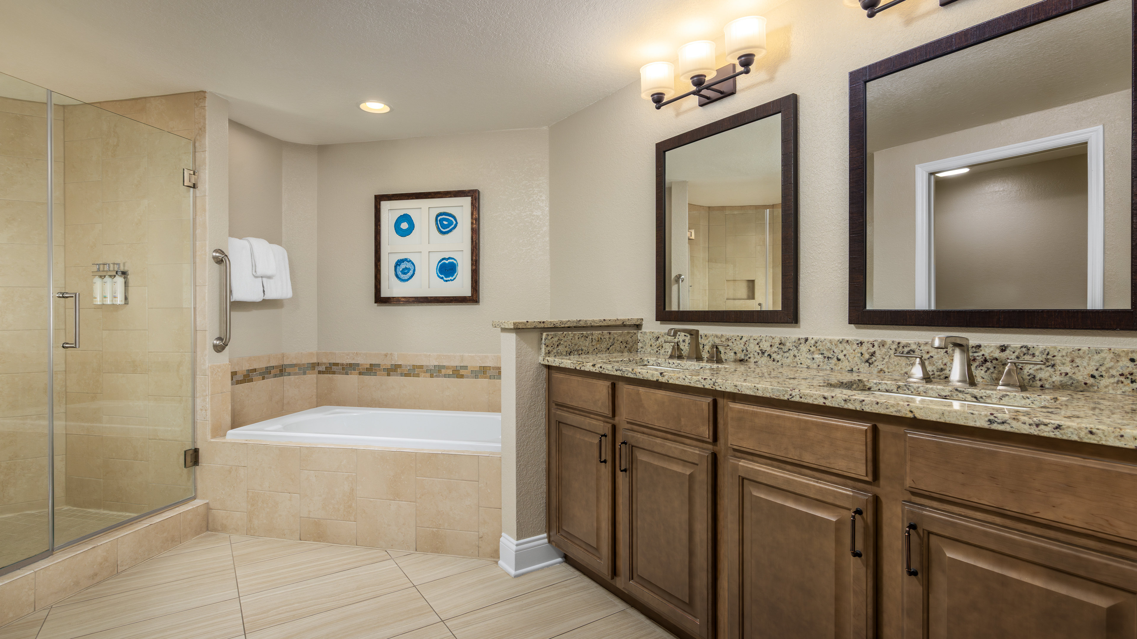 2 Bedrooms, Villa, King Bed, 2 Queen Beds, Holiday Inn Club Vacations at Orange Lake Resort 9/20