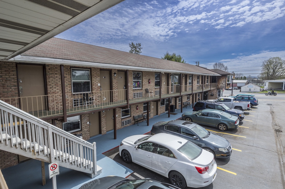 Sunrise Inn Hershey 6/41