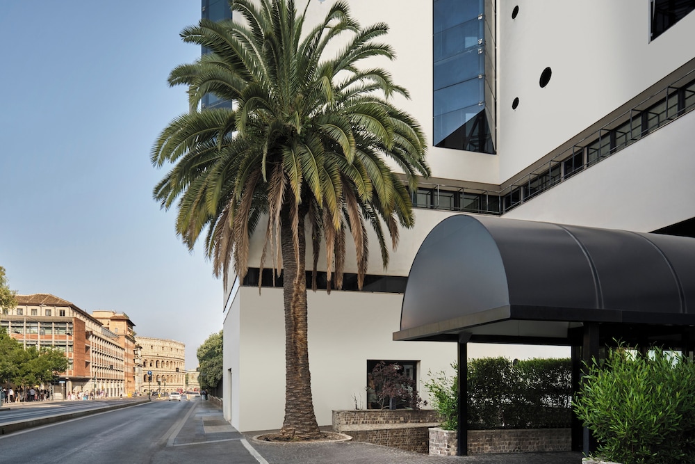 Mercure Roma Centro Colosseo 63/71