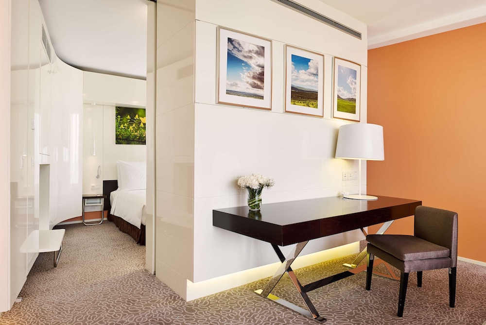 Radisson Blu Hotel And Convention Center 58/71