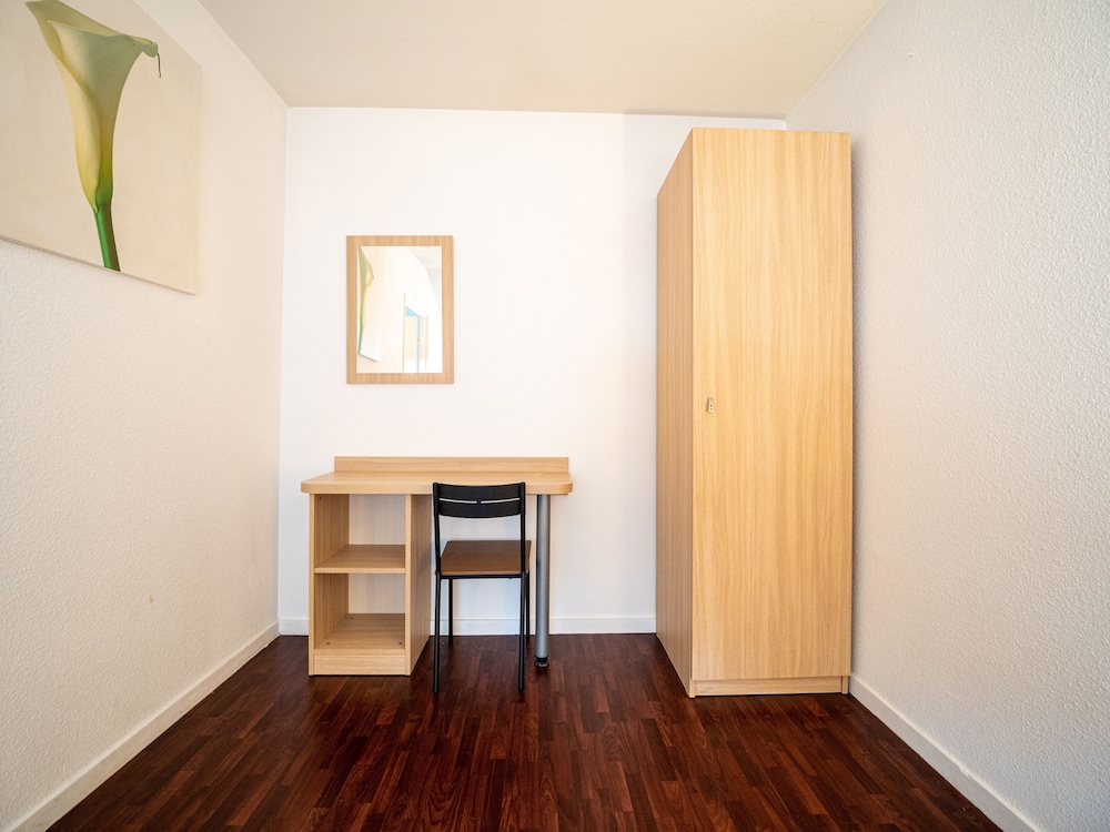 RESIDHOTEL SAINT ETIENNE CENTRE 33/50
