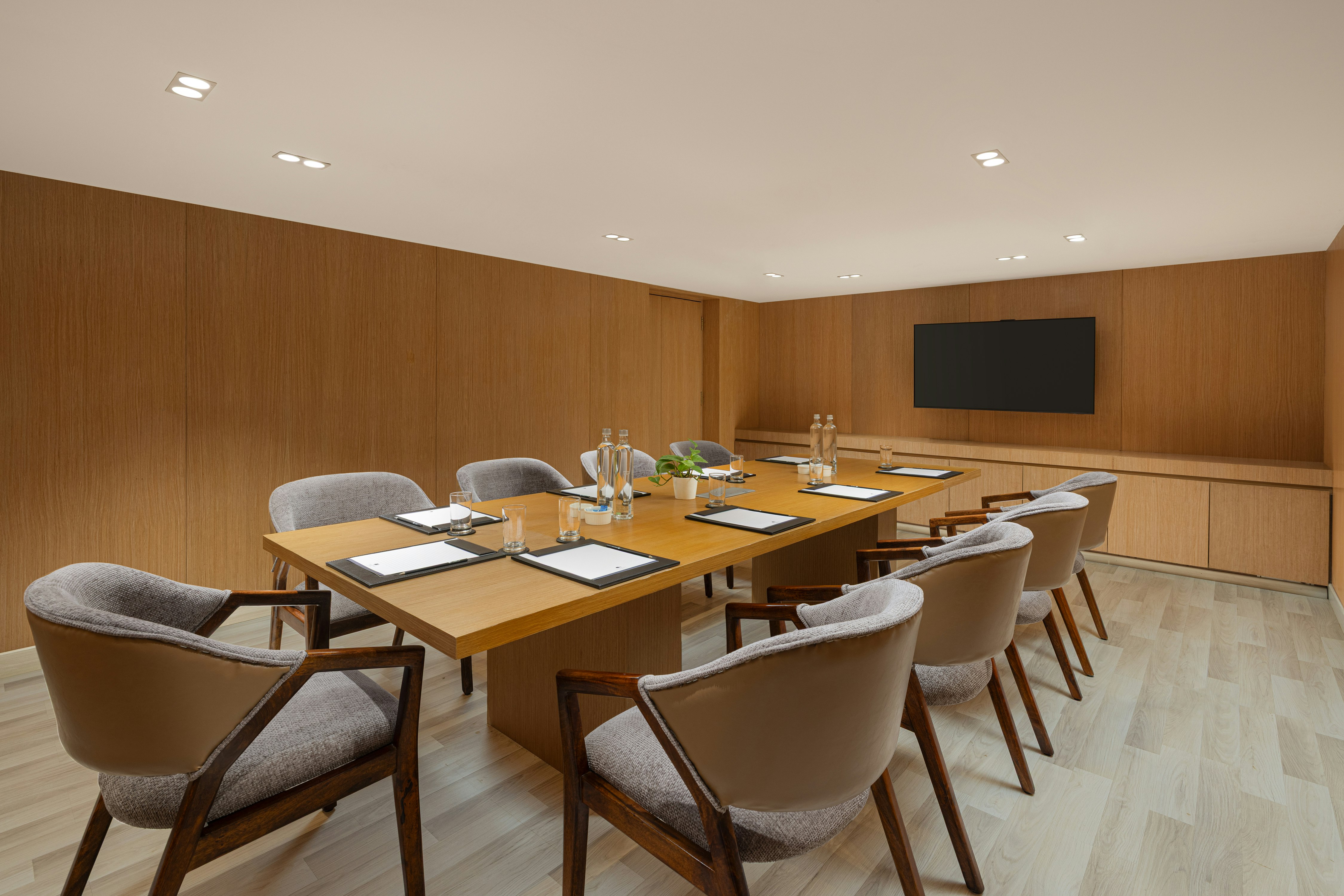 Doubletree by Hilton Bengaluru Airport 36/50