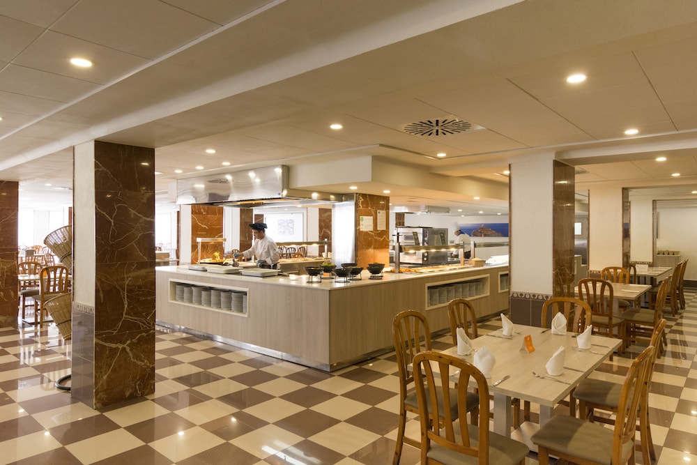HSM Canarios Park Hotel 37/65