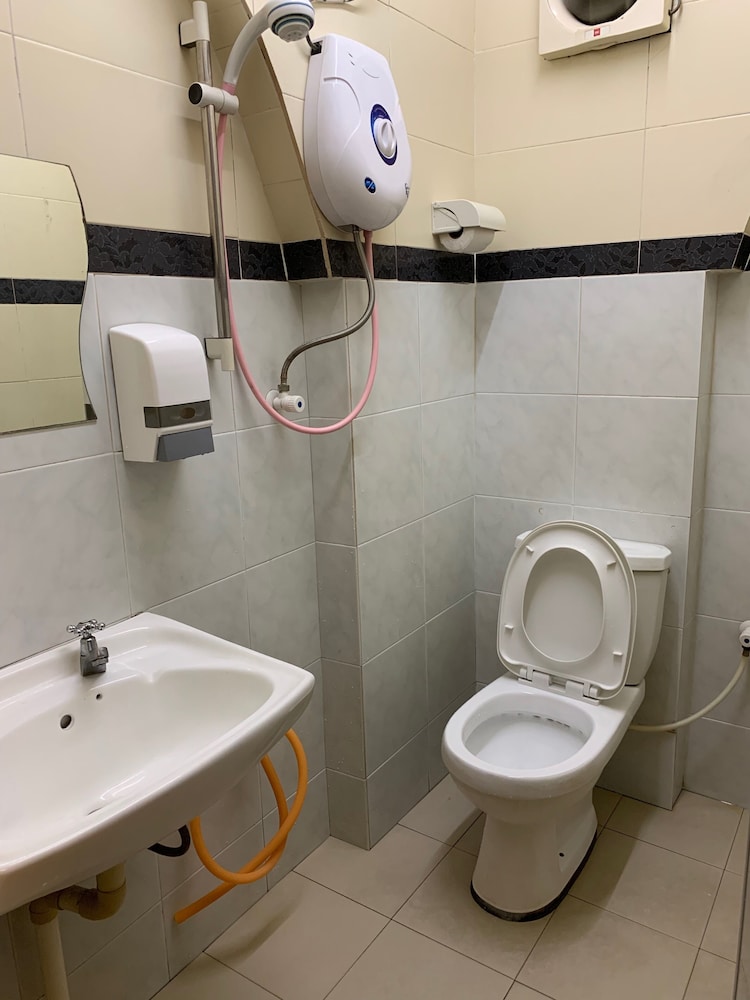Fairway Hotel Melaka 18/19
