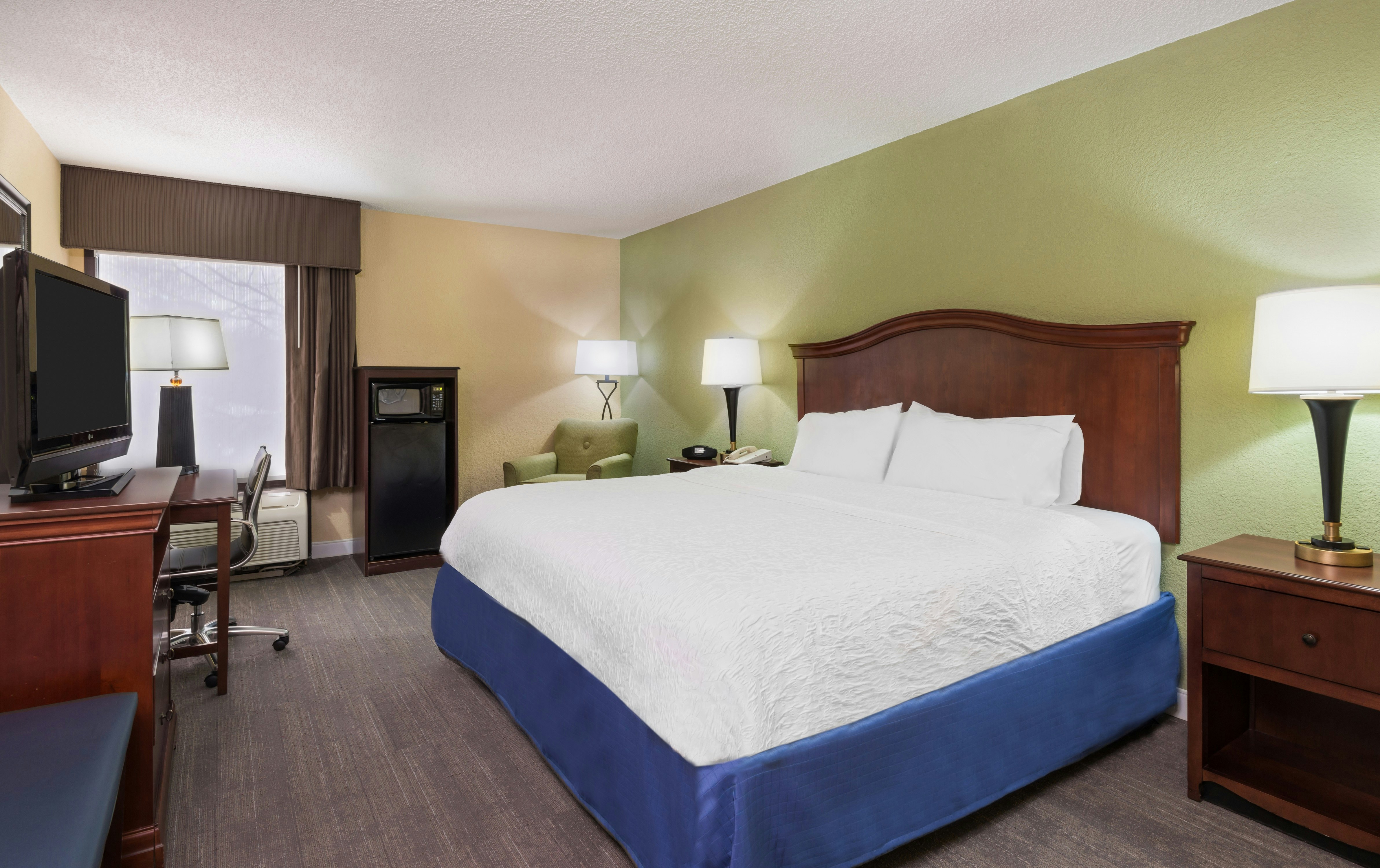 غرفة قياسية بسرير كينج، Hampton Inn Raleigh/Cary 2/4