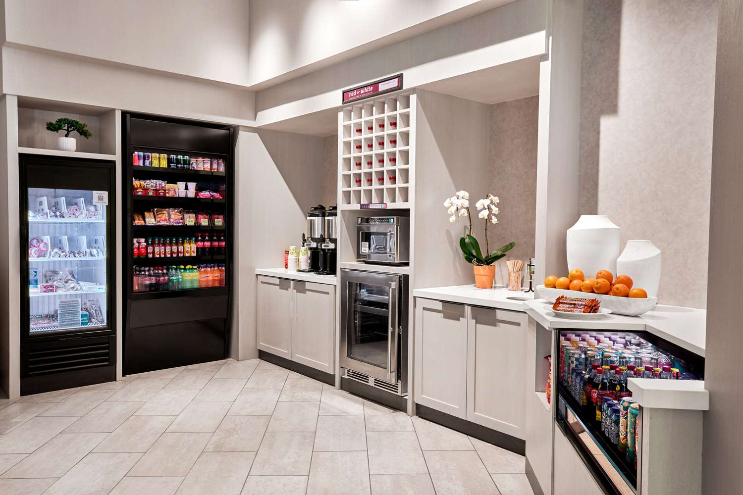 Hilton Garden Inn LAX Los Angeles Airport 25/60