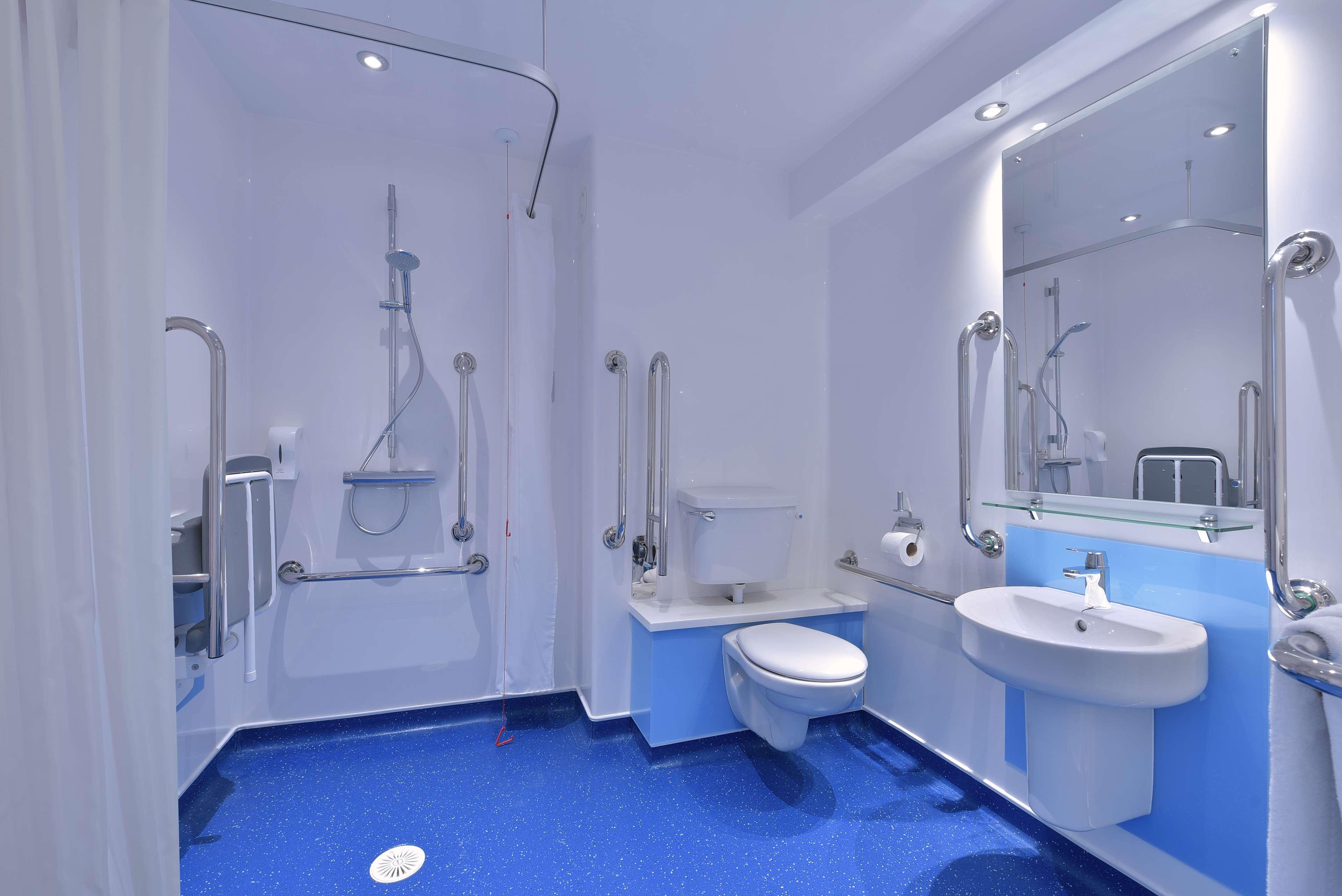 Travelodge London Park Royal 23/23