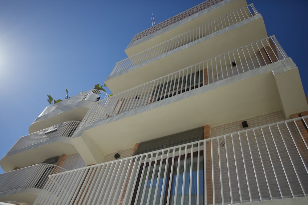 Belle Marivent Mediterranean Petit Hotel 4/59