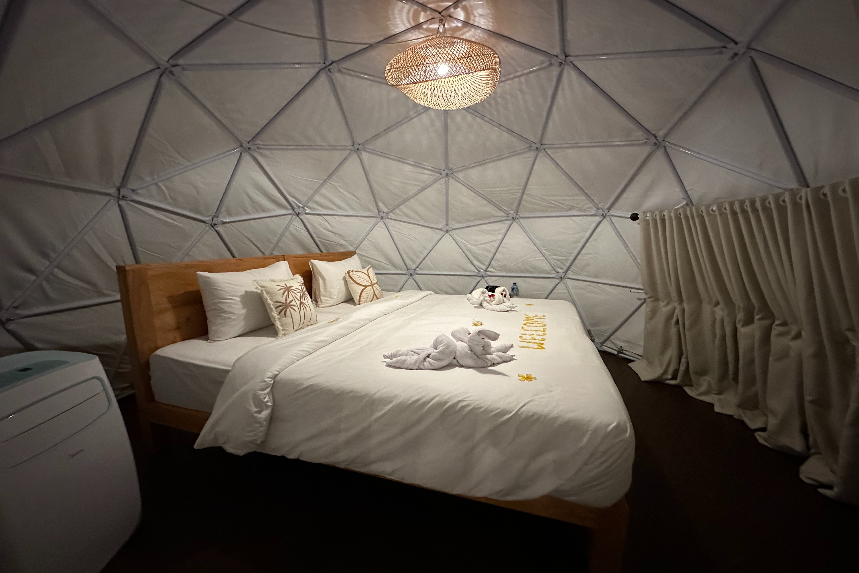 Glamping @ Pebbles & Fins by ZUZU 8/29