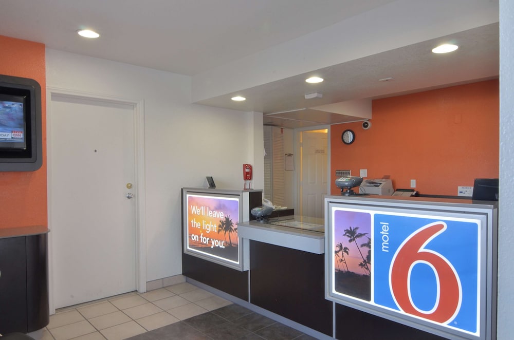Motel6 Indio, CA - Palm Springs 11/39