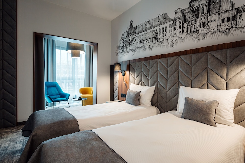 Garden Square Hotel 5/50
