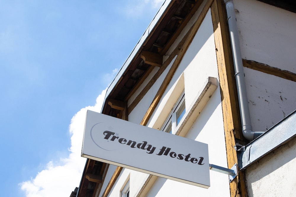 Trendy Hostel 2/35