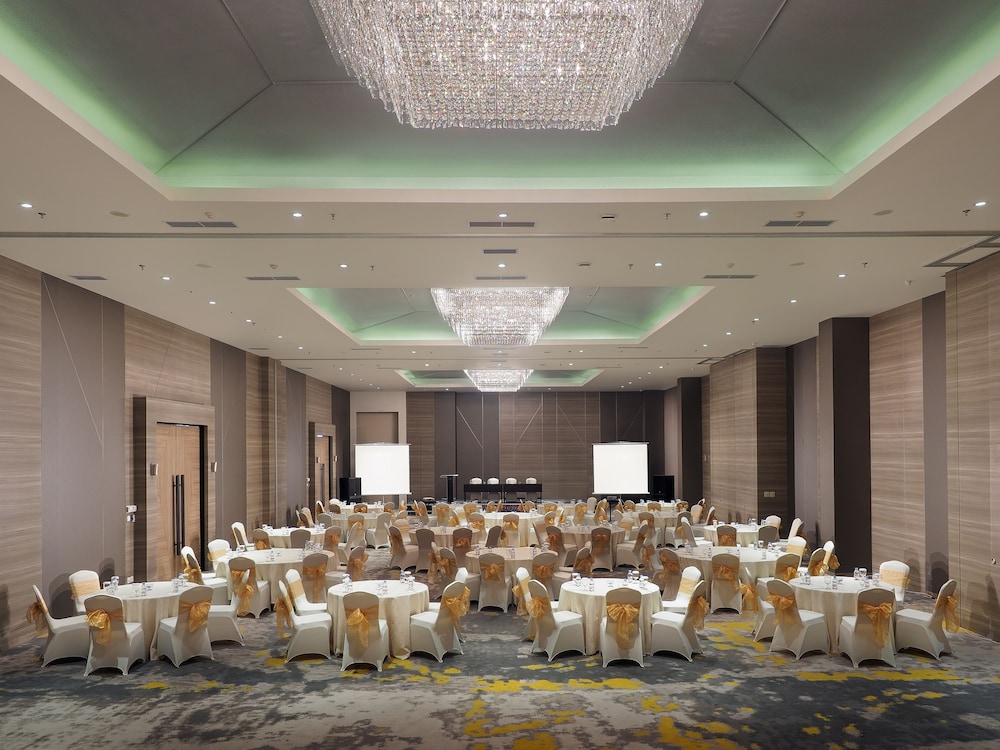 Arosa Hotel Jakarta 44/49