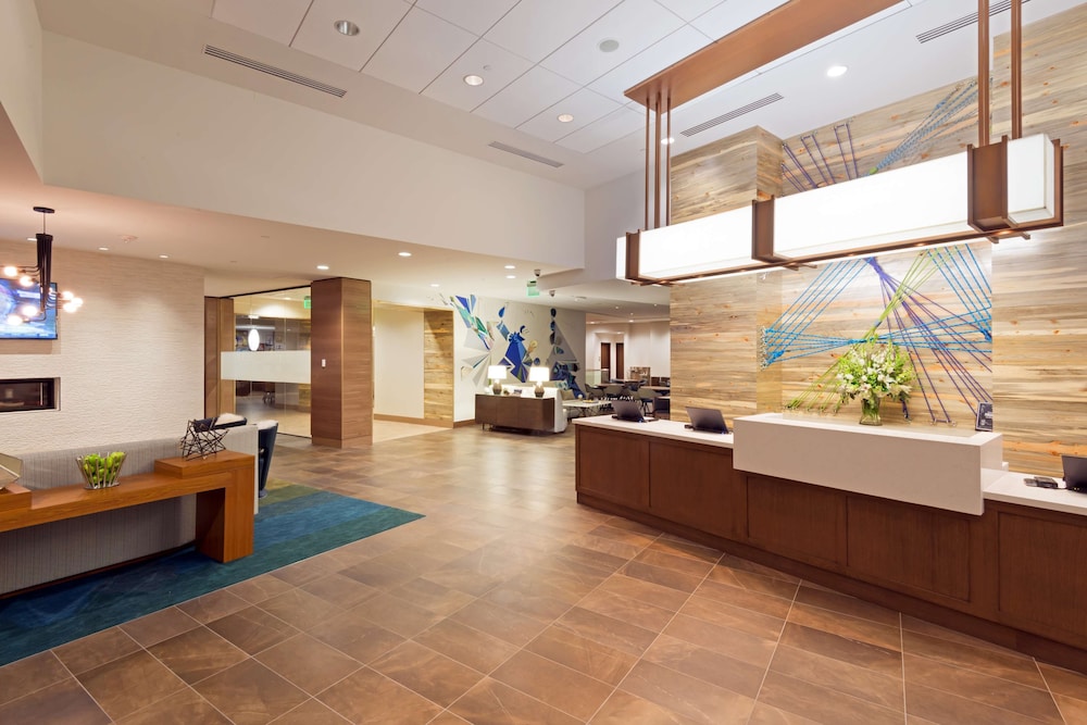 Hyatt Place Denver Downtown 8/50