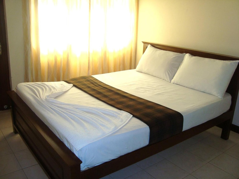 Layathraa Hotel And Restaurant 17/62