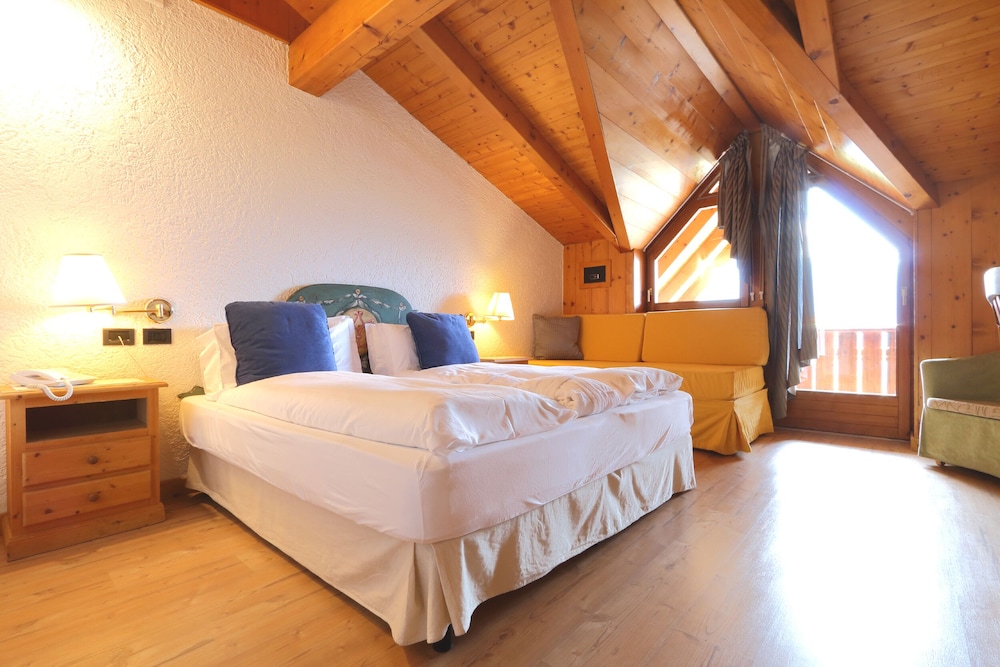 PARK HOTEL BELLACOSTA 5/43
