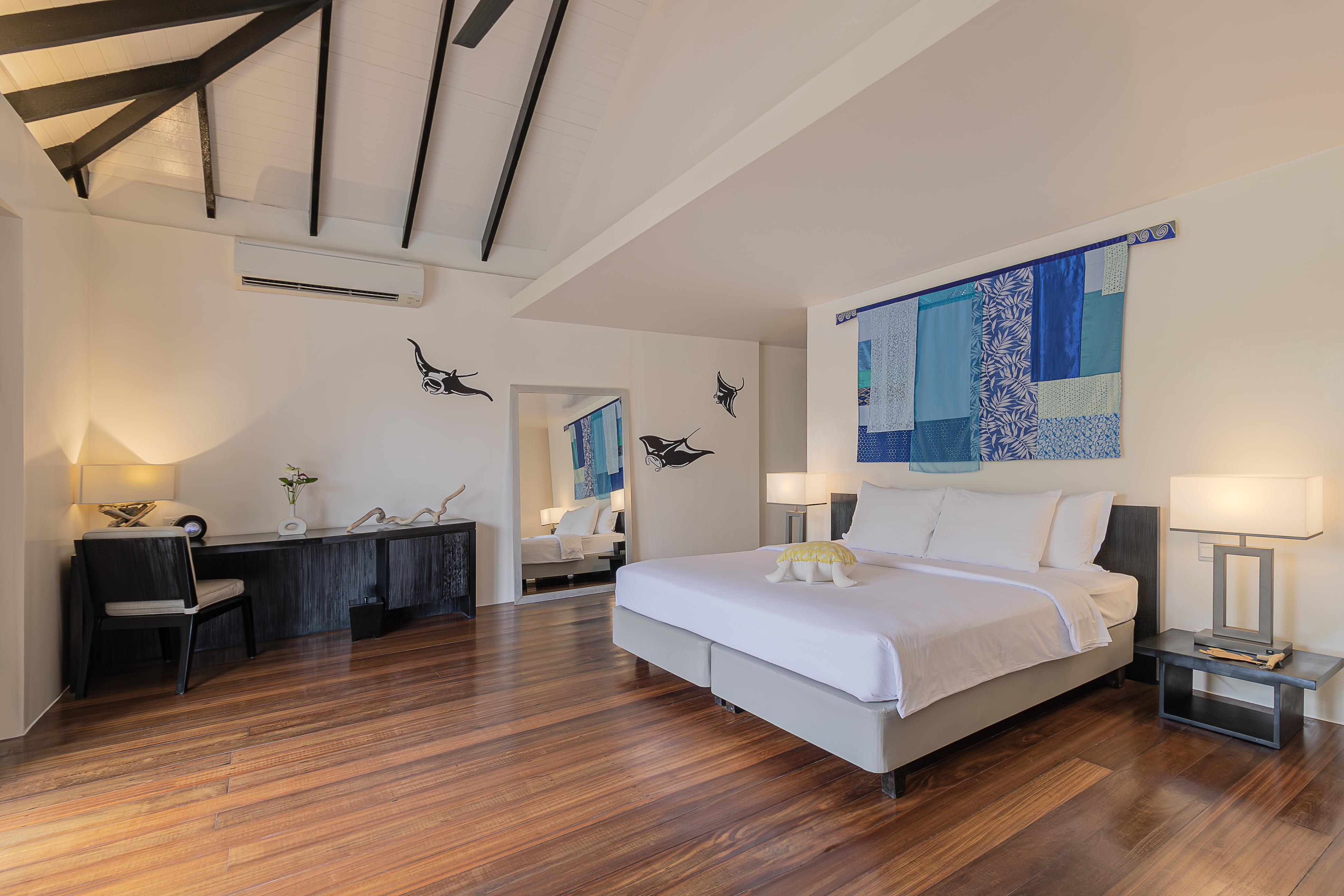 2 Bedrooms, Villa, Beach Front