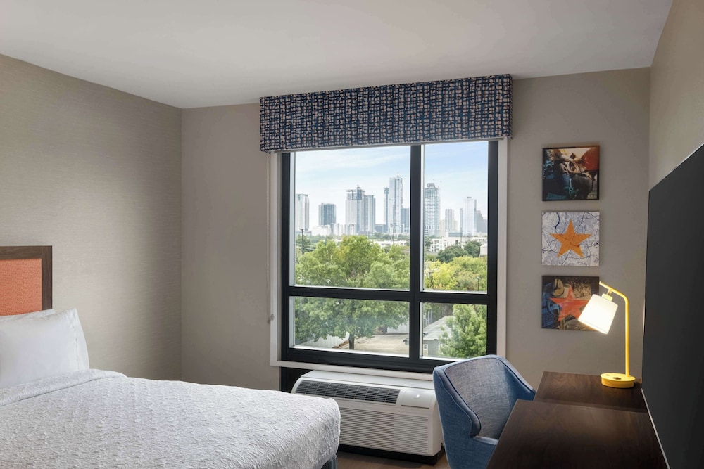 ROOM, KING BED, ACCESSIBLE