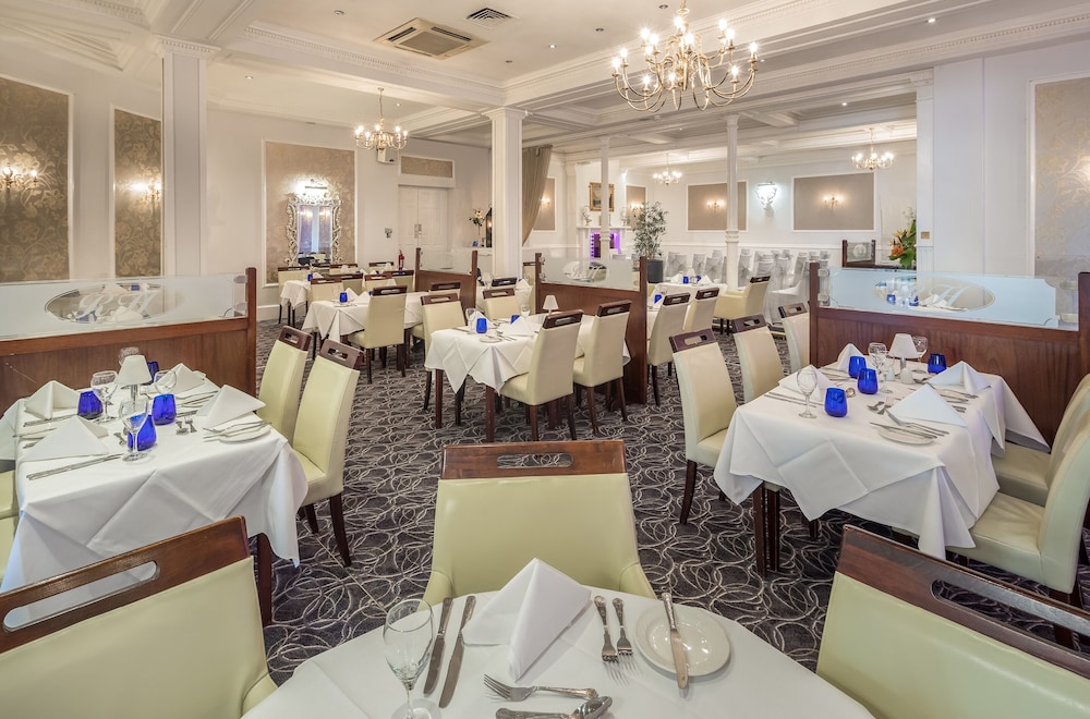 The Royal Hotel 36/40