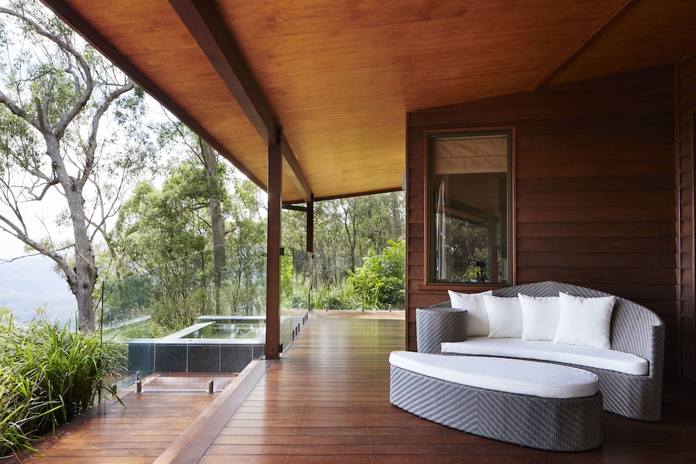 Spicers Peak Lodge 23/82