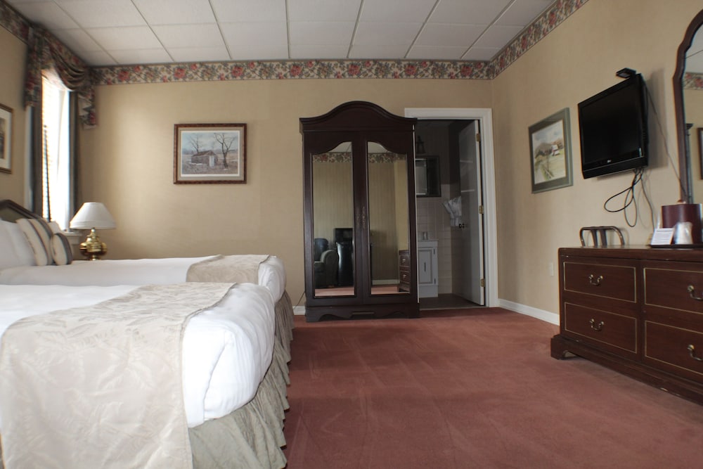Waynebrook Inn Est 1865 36/73