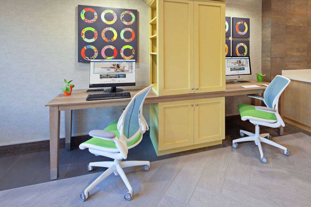 Home2 Suites by Hilton Alameda Oakland Airport 48/51