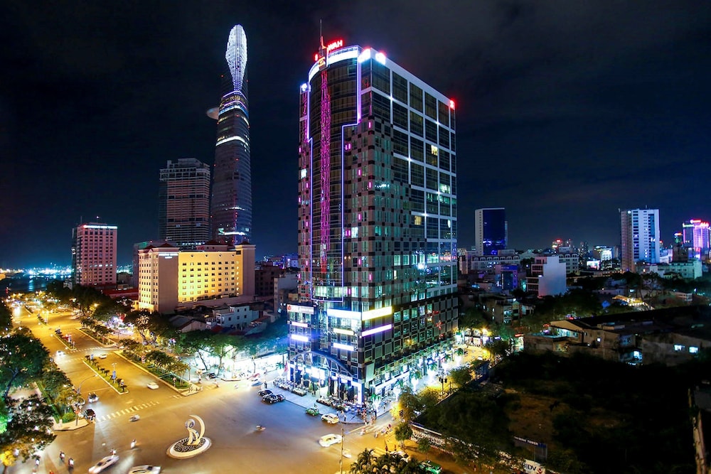 Oscar Saigon 2/61
