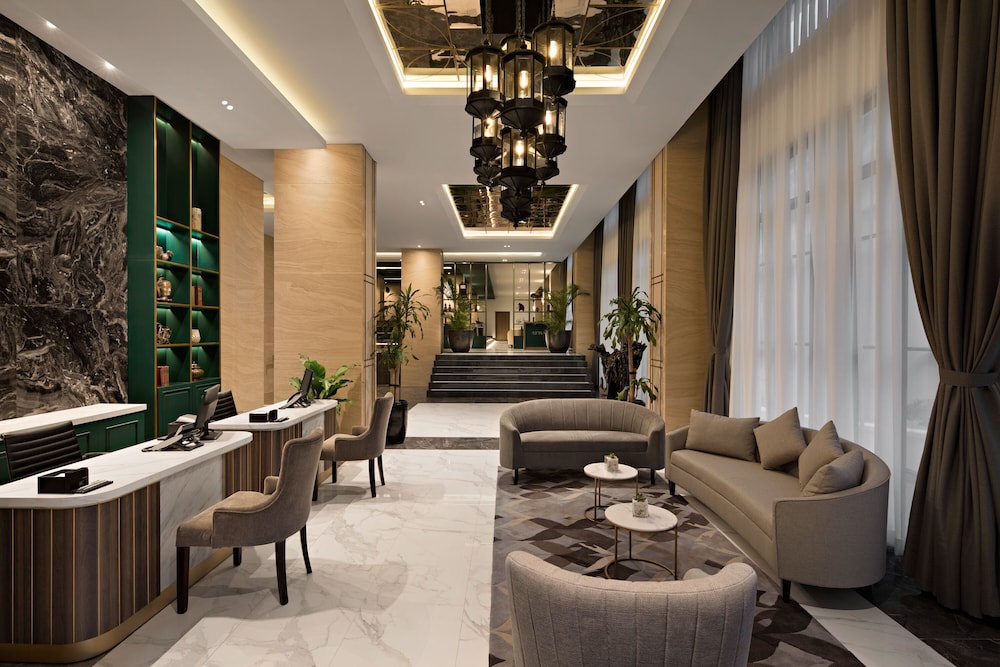 Sutasoma Hotel 40/52