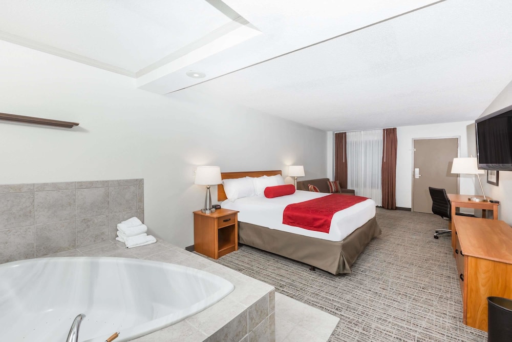 Wyndham Garden Ankeny 20/70