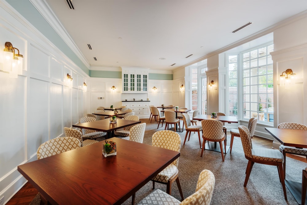 The Carolina Inn, a Destination by Hyatt Hotel 34/50