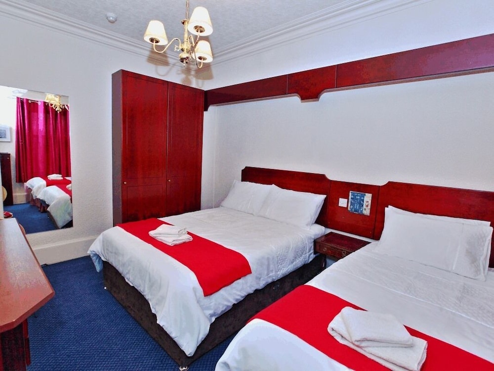 Brentwood Villa Bed And Breakfast 2/22