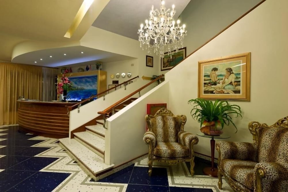 Hotel Riva del Sole 5/50