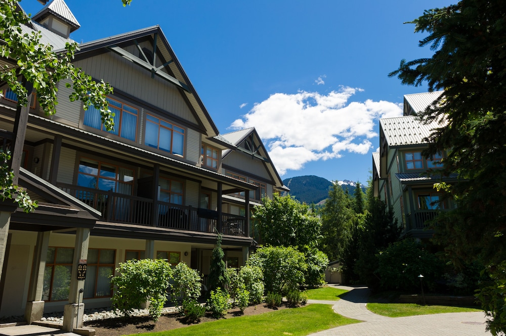 Whistler Superior Properties 2/31