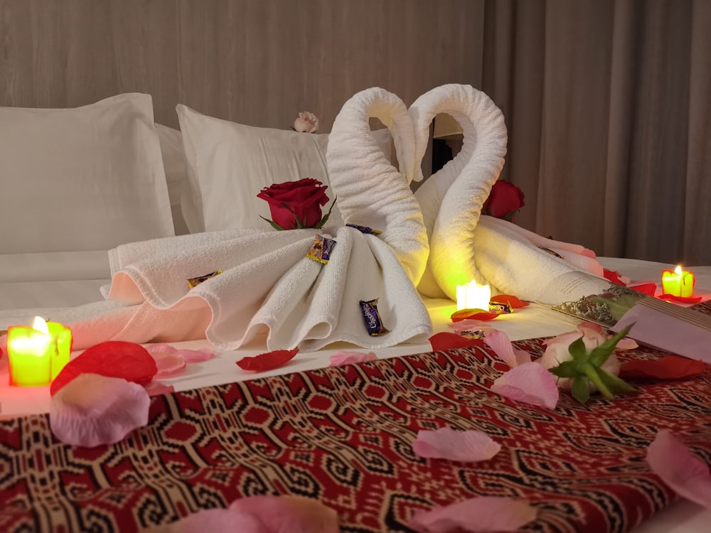 AZ HOTEL & SERVICED APARTMENTS 14/36