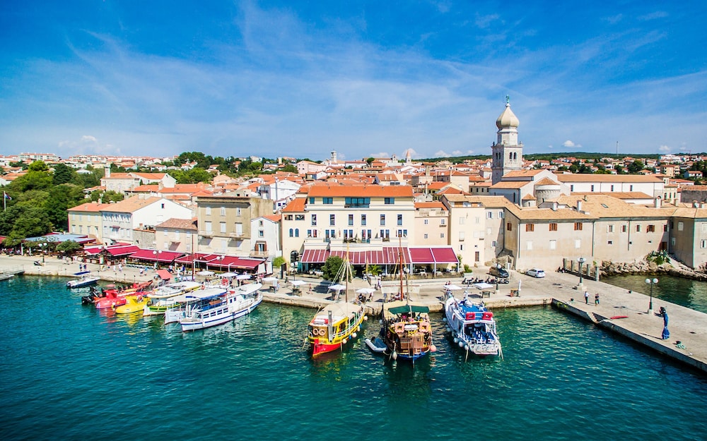 Boutique Hotel Marina 35/40