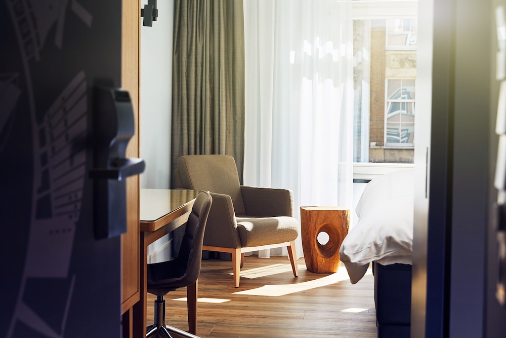 Swissotel Amsterdam 62/73