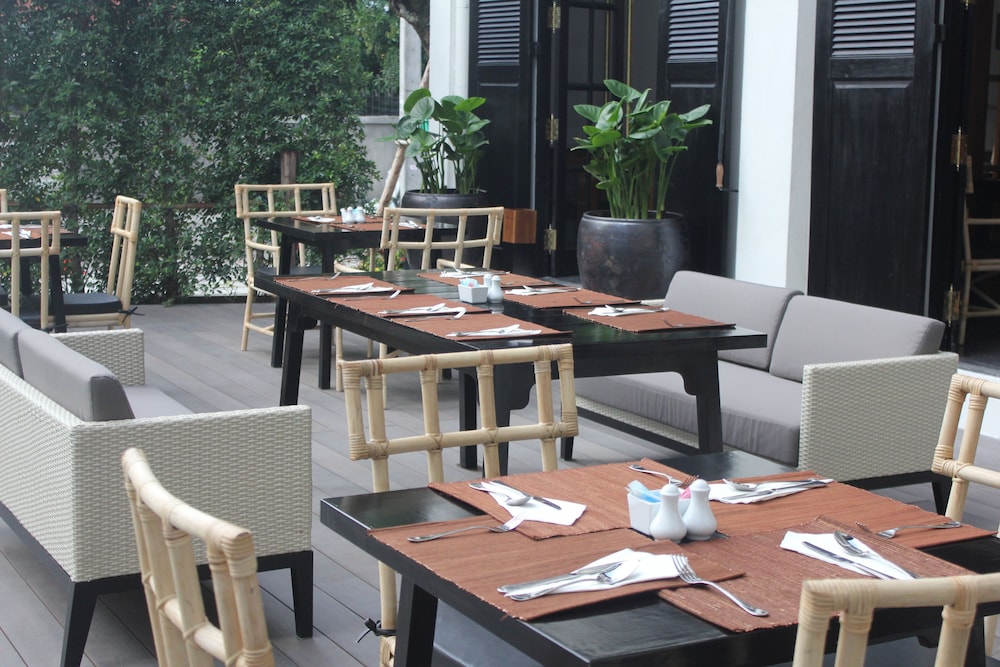 Buri Siri Hotel 62/71