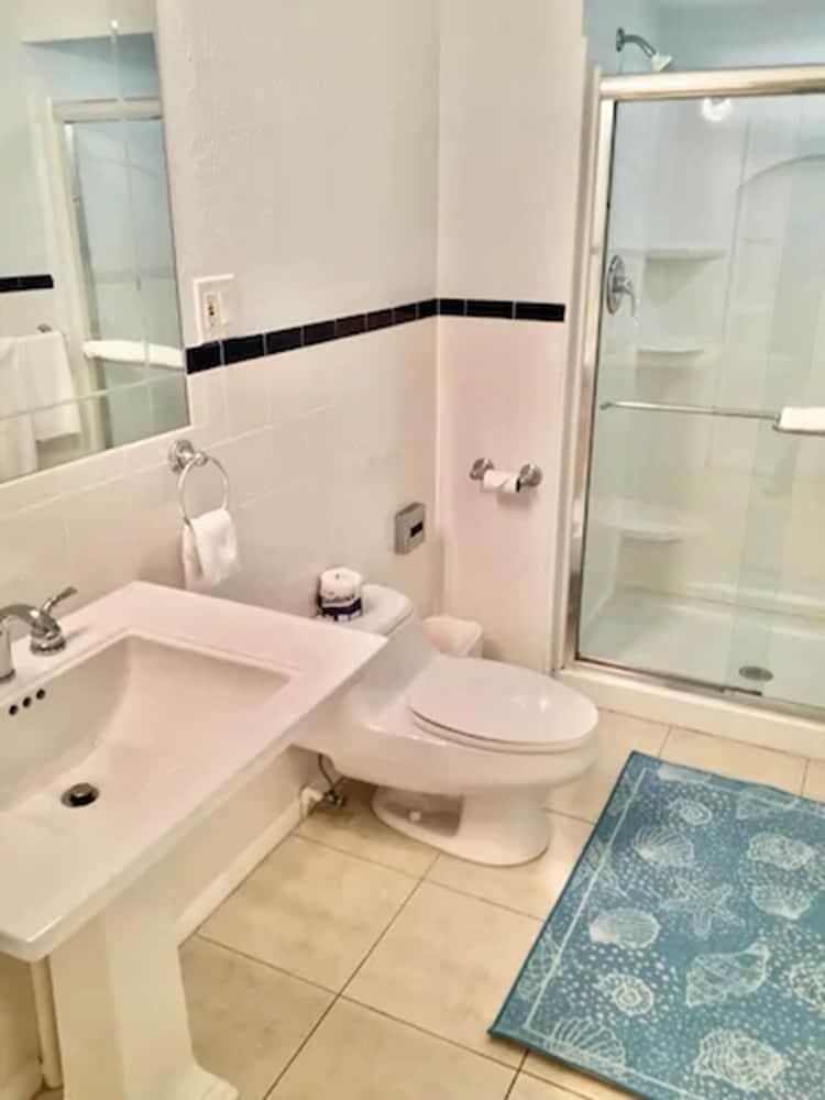 Saint Francis Resort 50/50