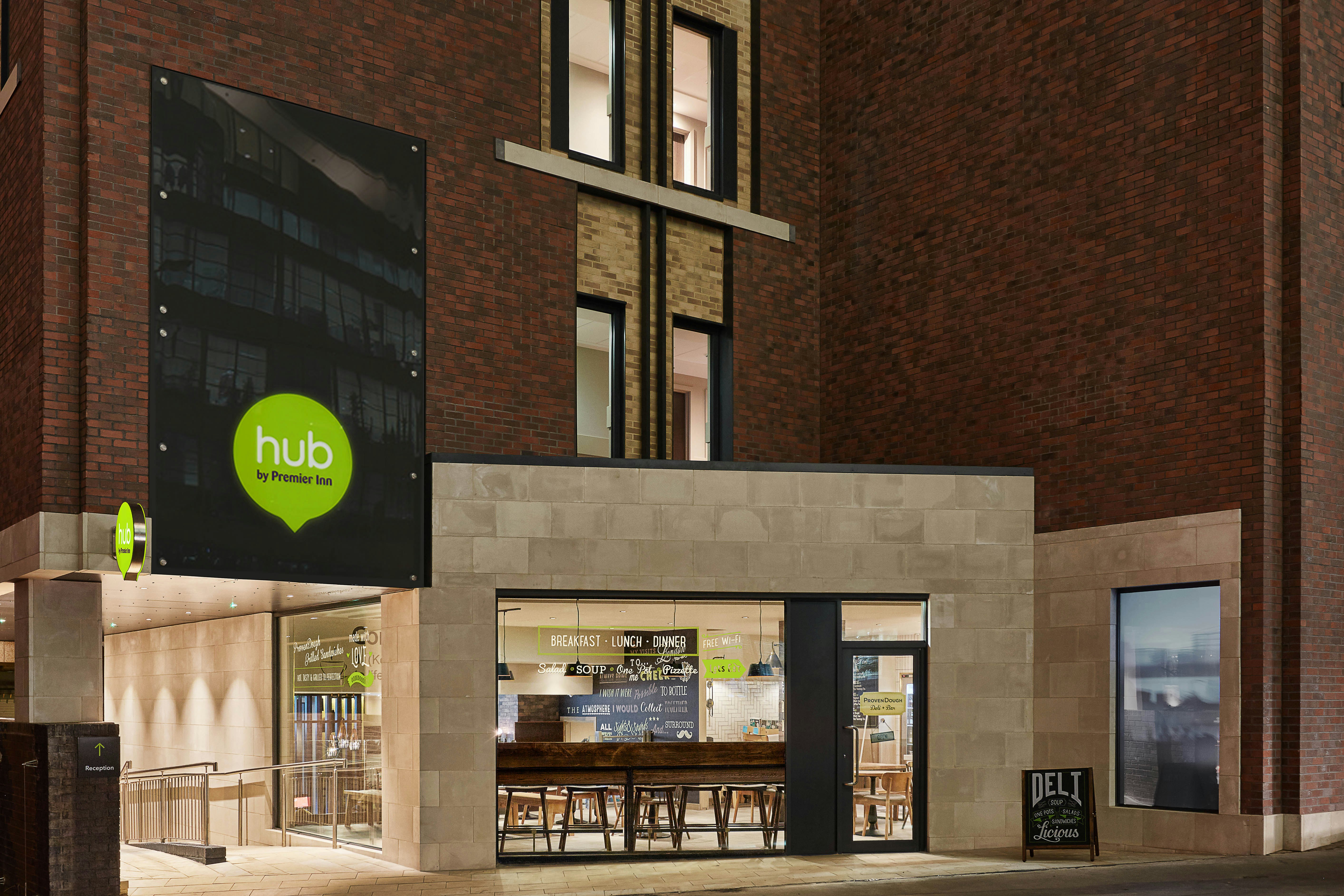 Lobby at Hub By Premier Inn London Tower Bridge, LONDON