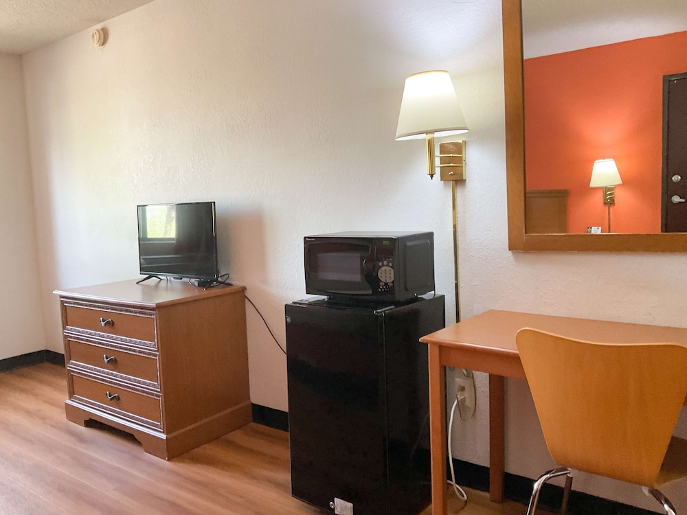 Motel6 Hannibal, MO 37/45