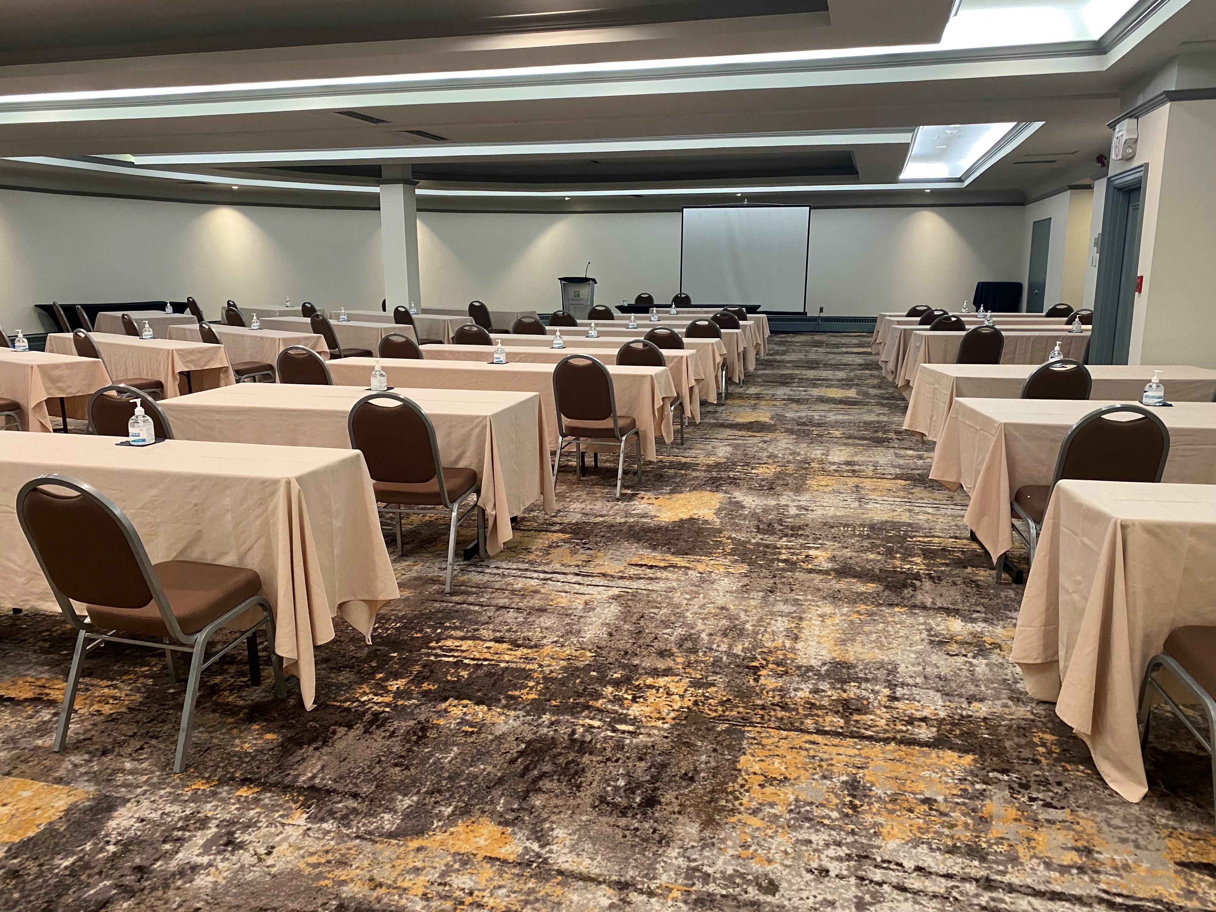Holiday Inn Toronto Airport East 52/61