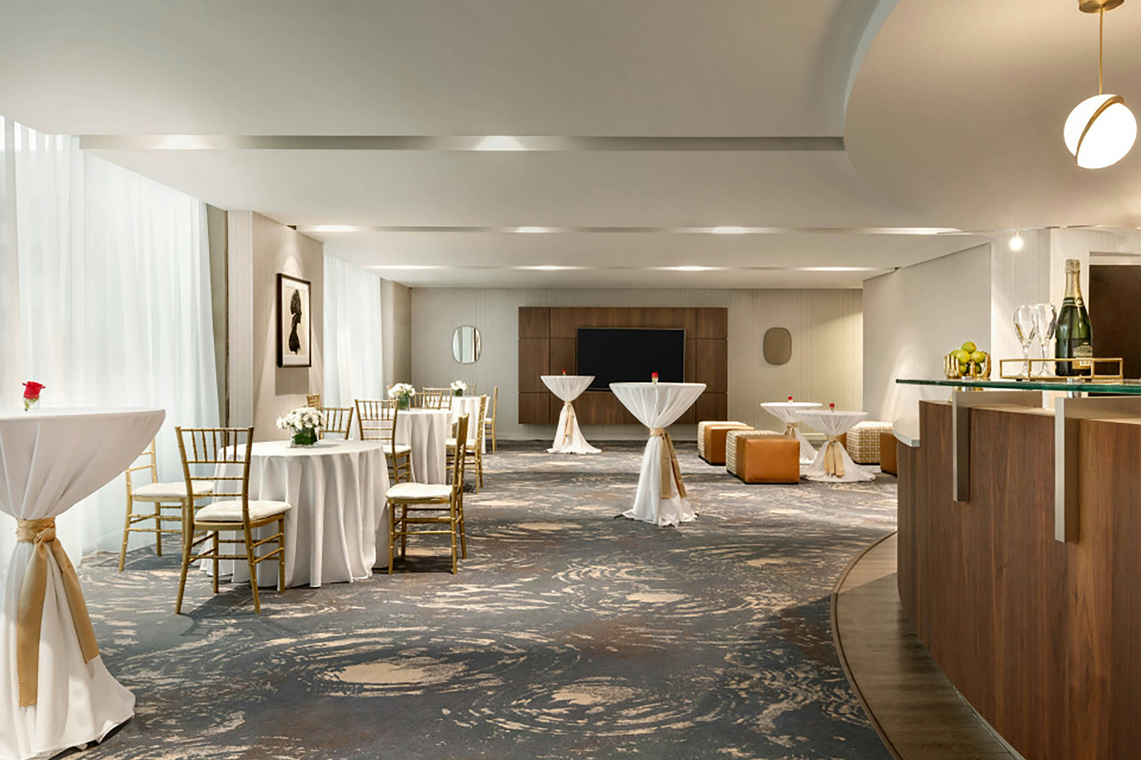 Twelve Midtown, Marriott Autograph Collection 34/35