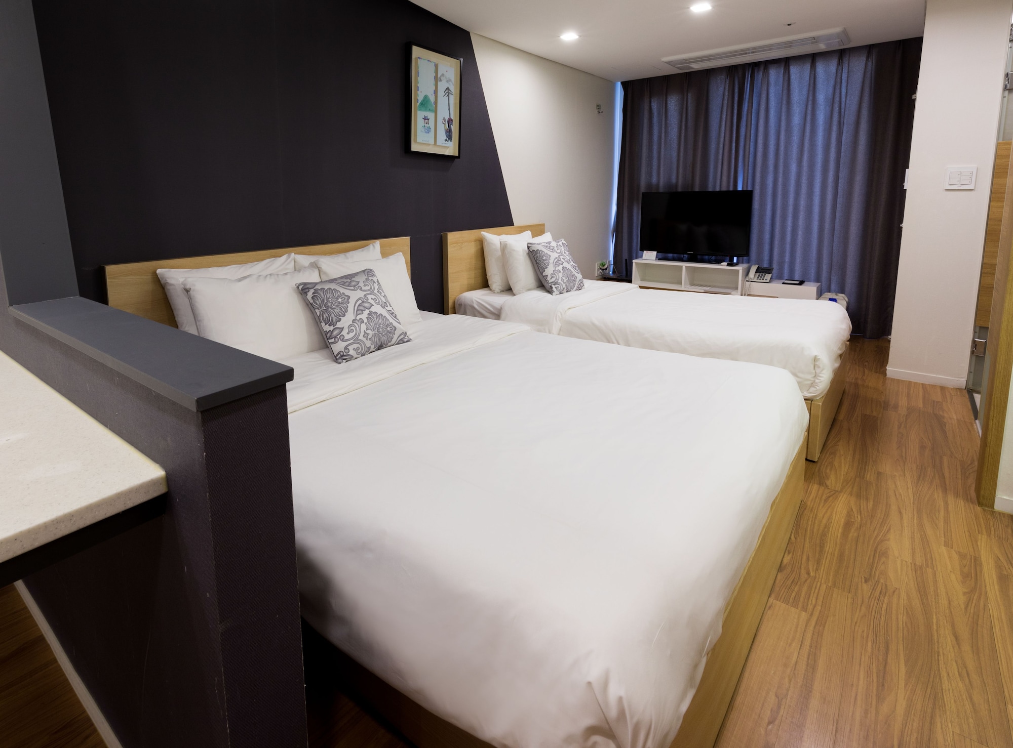غرفة ديلوكس بسرير مزدوج وسرير فردي، Vistacay Hotel Worldcup 4/5