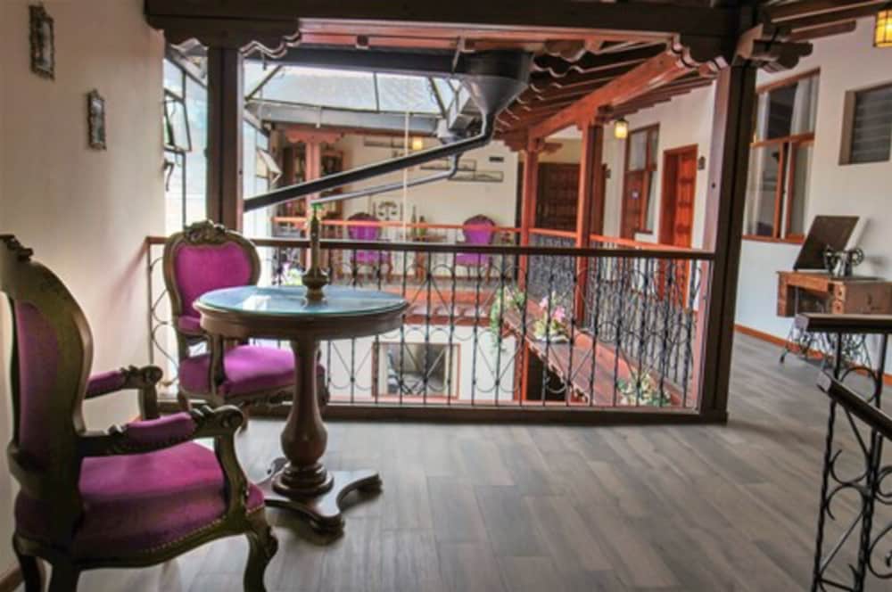 HOTEL COLONIAL SAN AGUSTIN 48/77